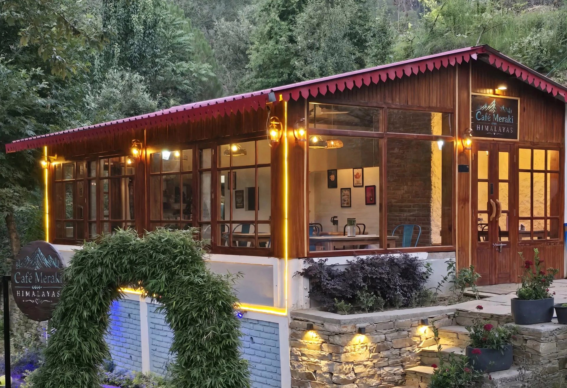 Meraki Mountain Cafe scenic view and dining in Peora Mukteshwar - view 1